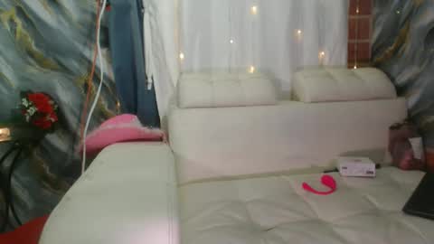 Snapshot of carole_ks chatting on October 10, 8:30 am Carole ks online show from October 10, 8:30 am