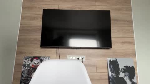 Lisa online show from March 2, 8:32 am