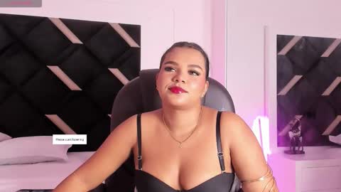 carolina_evannss online show from April 13, 4:03 am