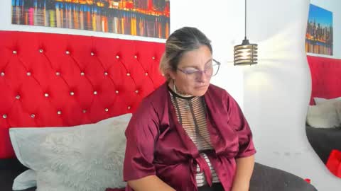 Carolina online show from February 16, 4:51 pm