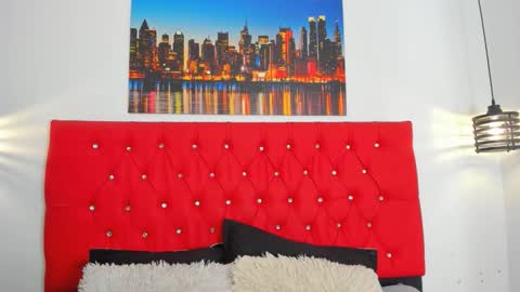 Carolina online show from March 25, 6:11 pm