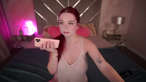 carolinadia online show from February 9, 8:34 pm