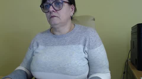 CarolineDream  online show from September 22, 12:14 pm