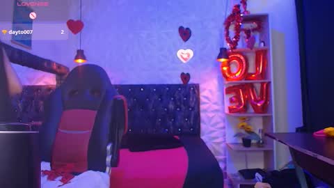 Caroline Scoth online show from February 22, 6:26 pm