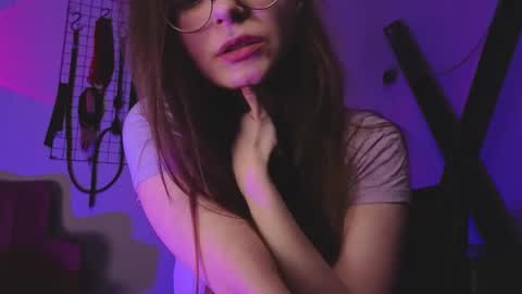 Snapshot of cassiecool chatting on October 19, 1:46 pm assie online show from October 19, 1:46 pm
