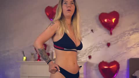 Cassi online show from April 16, 3:07 am