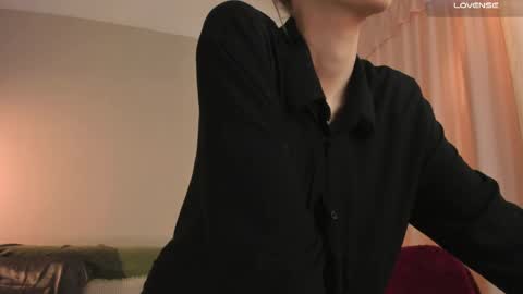  cassandra  online show from March 9, 8:42 pm