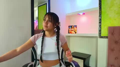 Snapshot of catalehia_milk chatting on September 29, 9:42 pm C A T A L E H I A online show from September 29, 9:42 pm