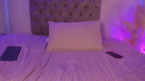 Cataleya online show from October 19, 7:21 am