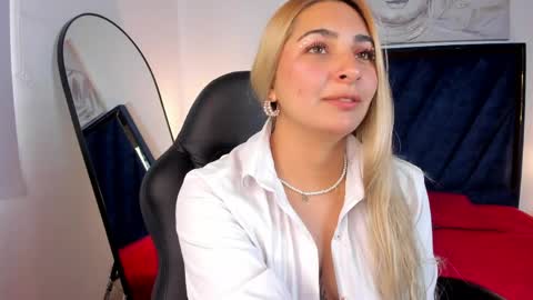 catalina_osorio online show from May 28, 12:14 pm