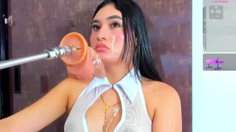 Catalina online show from November 9, 10:05 pm