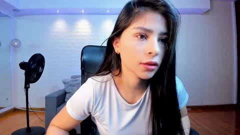 Snapshot of cathalina_santana chatting on September 26, 7:22 pm Catalina Santana online show from September 26, 7:22 pm