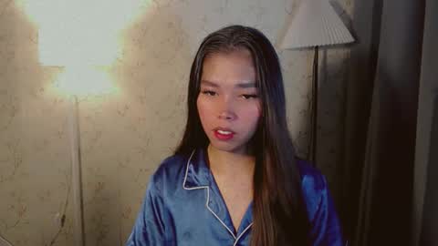 Snapshot of catherine_365 chatting on October 8, 5:50 pm catherine_365 online show from October 8, 5:50 pm