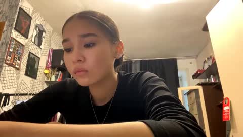 catherinepirs online show from May 20, 1:19 pm
