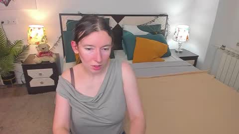 Catrin online show from October 15, 8:17 am