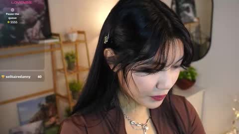 Lee online show from September 8, 4:17 pm