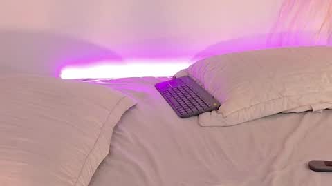 CATH  online show from October 28, 7:52 pm