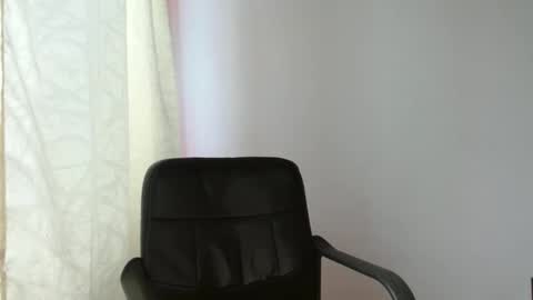 Snapshot of catxxx714_ chatting on September 21, 9:24 pm catxxx714  online show from September 21, 9:24 pm
