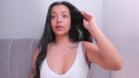 caylincollins online show from April 16, 3:07 am