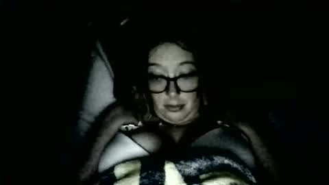 cdutton1997 online show from June 4, 3:34 am