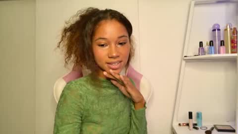 CEDAYA555 online show from September 28, 8:08 am