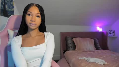 CEDAYA555 online show from December 12, 4:10 pm