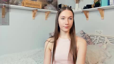 Josie Manesi online show from October 23, 10:10 am