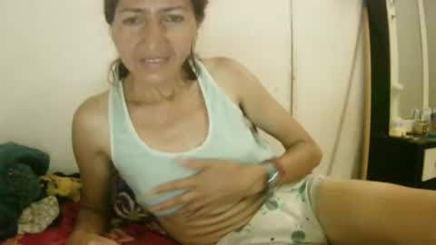 celeste198694 online show from April 25, 5:10 pm