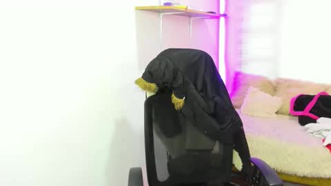 celeste_bonnet1 online show from November 10, 11:27 am