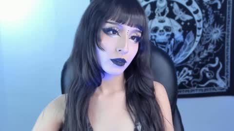   online show from February 9, 1:23 am