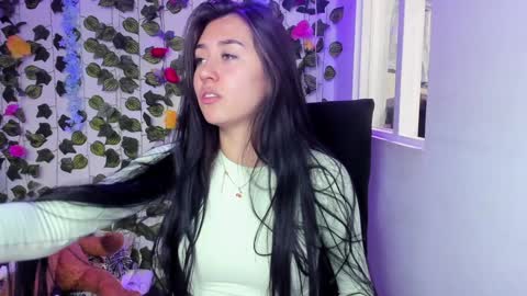 Celestineeeeee online show from January 5, 6:24 pm