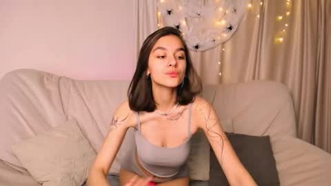  Celine  online show from October 16, 3:53 am