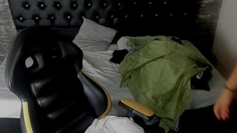 Cerecita  online show from January 21, 1:43 pm