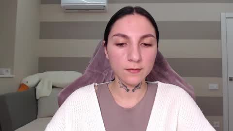 Kate online show from February 20, 5:30 pm