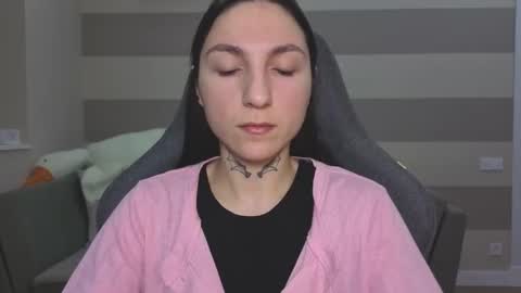 Kate online show from December 22, 7:00 am