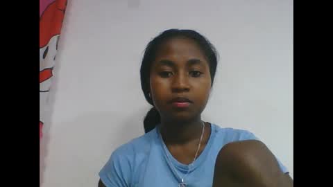 chantale483461 online show from May 17, 1:32 pm