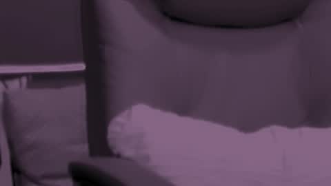 The Queen online show from January 11, 4:01 pm