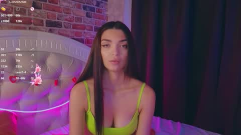 Snapshot of charlenedelgado chatting on September 20, 9:46 pm Ill be anything for you online show from September 20, 9:46 pm