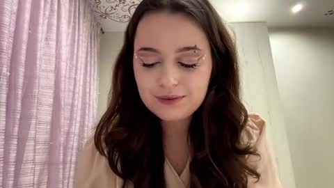 Freya online show from January 8, 3:27 pm