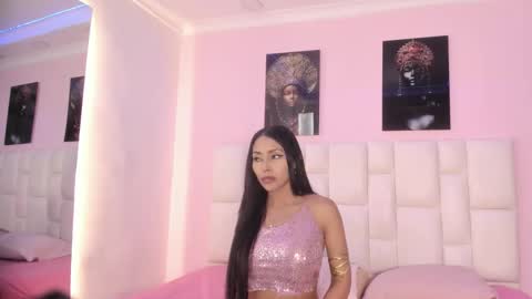 charlot_vega_ online show from November 17, 11:22 am