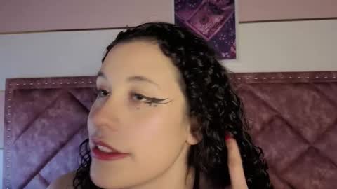 Snapshot of charlote__miller chatting on September 21, 11:53 am You honey online show from September 21, 11:53 am
