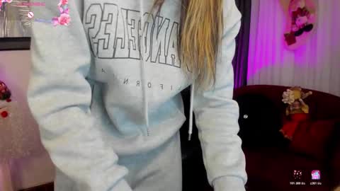 Charlote online show from November 25, 11:45 am