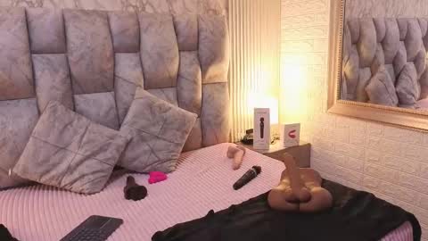 charlotte online show from December 4, 12:40 pm