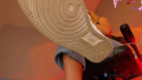 charlotte  grey online show from April 10, 8:37 pm