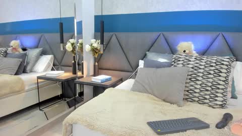 Charlotte online show from January 21, 2:48 pm