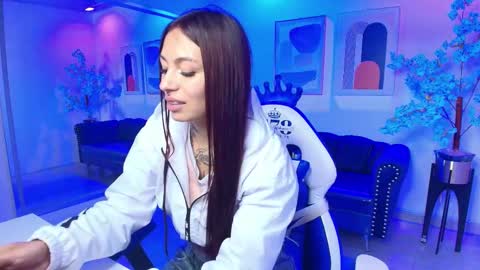 Charlotte online show from November 11, 3:46 am