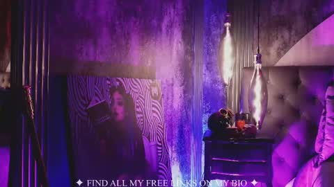 Charlotte online show from April 7, 5:26 pm