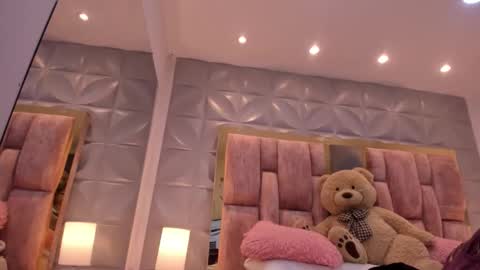 Charlotte Icee online show from March 23, 2:56 pm