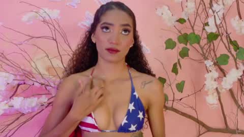 CHARLOTTE online show from July 4, 9:21 pm