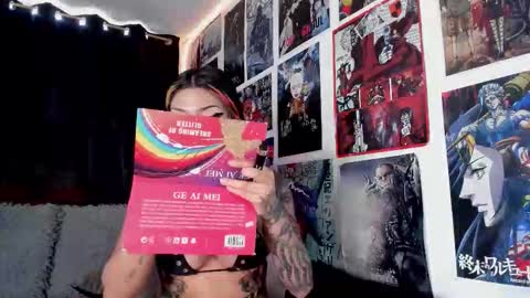 Charlotte online show from November 19, 8:20 pm